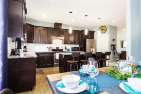 Modern Home - King Bed - Garage - Long Stays Edmonton